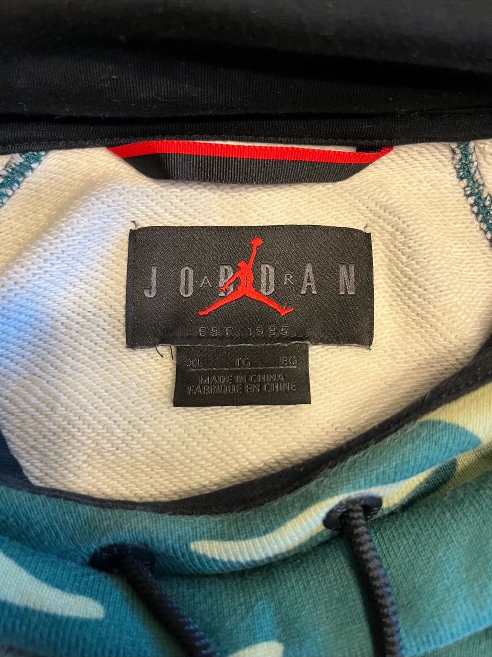 Jordan Men’s “City of Flight” Camo Hoodie - Picture 3 of 9